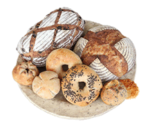 本日からmatte pan（マテパン）さんのパンが初登場！  南城市玉城（たまぐすく）の自然に囲まれた場所でパンを焼いています。  どんなパンが入荷するのかどうぞお楽しみに～。