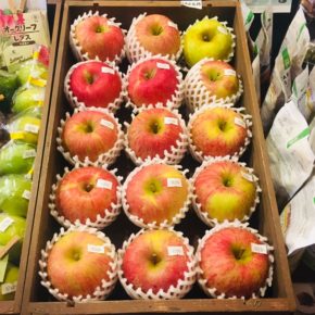 今シーズンのリンゴもそろそろ終盤に。ご好評頂いている山口県産 減農薬のリンゴ(ふじ)が再入荷しました。